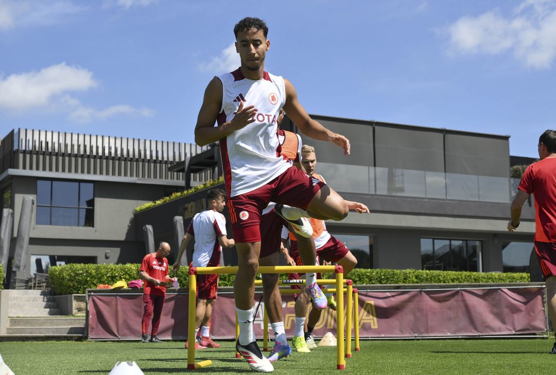 Trigoria, la ripresa degli allenamenti in vista del Torino – FOTO GALLERY - immagine 10