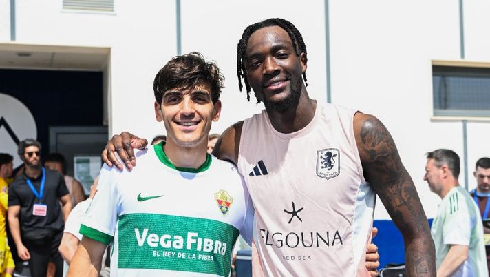 Villar e Abraham di nuovo insieme, lo scatto prima dell’amichevole: “C’era una volta” - immagine 1