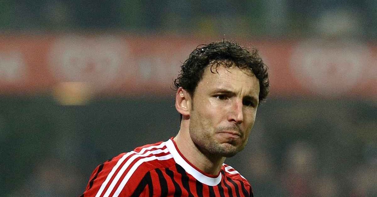 Van Bommel: “Questo stadio è impressionante. Per me è stato un onore giocare qui” Van Bommel: “Questo stadio è impressionante. Per me è stato un onore giocare qui”