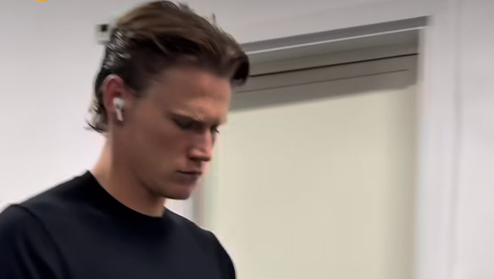 Lecce-Napoli, gli azzurri arrivano al Via del Mare: c’è anche McTominay IL VIDEO - immagine 1