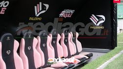 Serie B, decisioni Giudice Sportivo: laser e lancio bottigliette, multato il Palermo