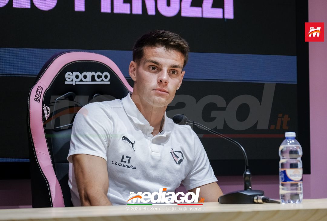 FOTO PALERMO, la presentazione di Niccolò Pierozzi in conferenza (Gallery) - immagine 16
