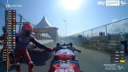 VIDEO/ Indonesia, prende fuoco la moto di Marquez dopo 12 giri
