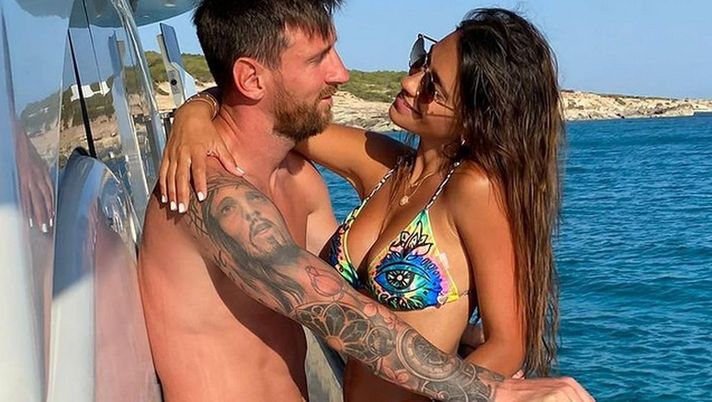 La moglie di Fabregas difende Messi dalle accuse: “Non ha tradito Antonella” - immagine 1