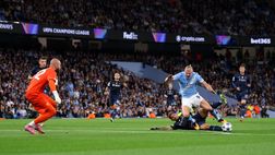 City-Napoli, ora si fa tanto dura: azzurri sotto di un uomo, Di Lorenzo espulso