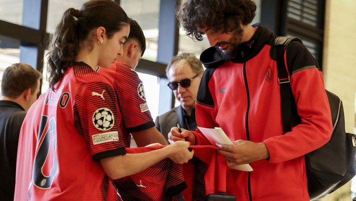 Adli ha scelto Firenze. E il suo arrivo conferma la permanenza di Amrabat - immagine 1