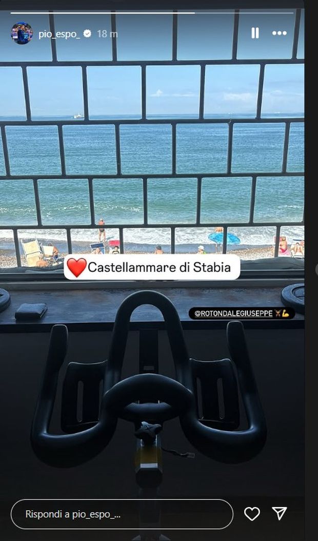 Anche Pio Esposito si allena vista mare nella sua città- immagine 1
