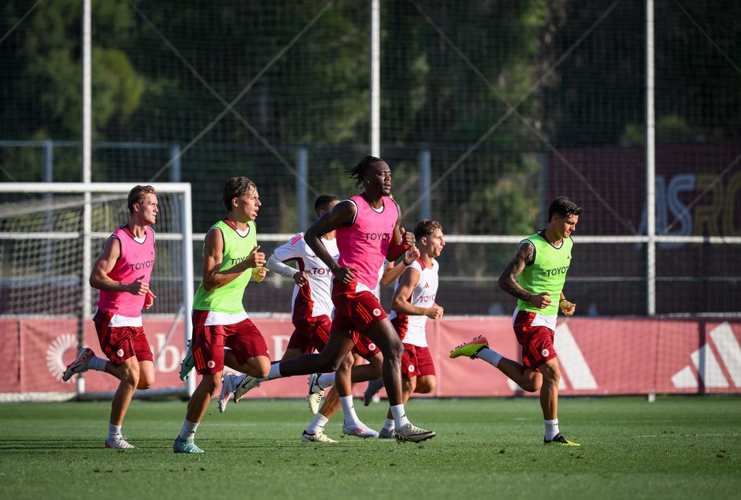 Roma, terzo giorno di allenamenti a Trigoria – FOTO GALLERY - immagine 9