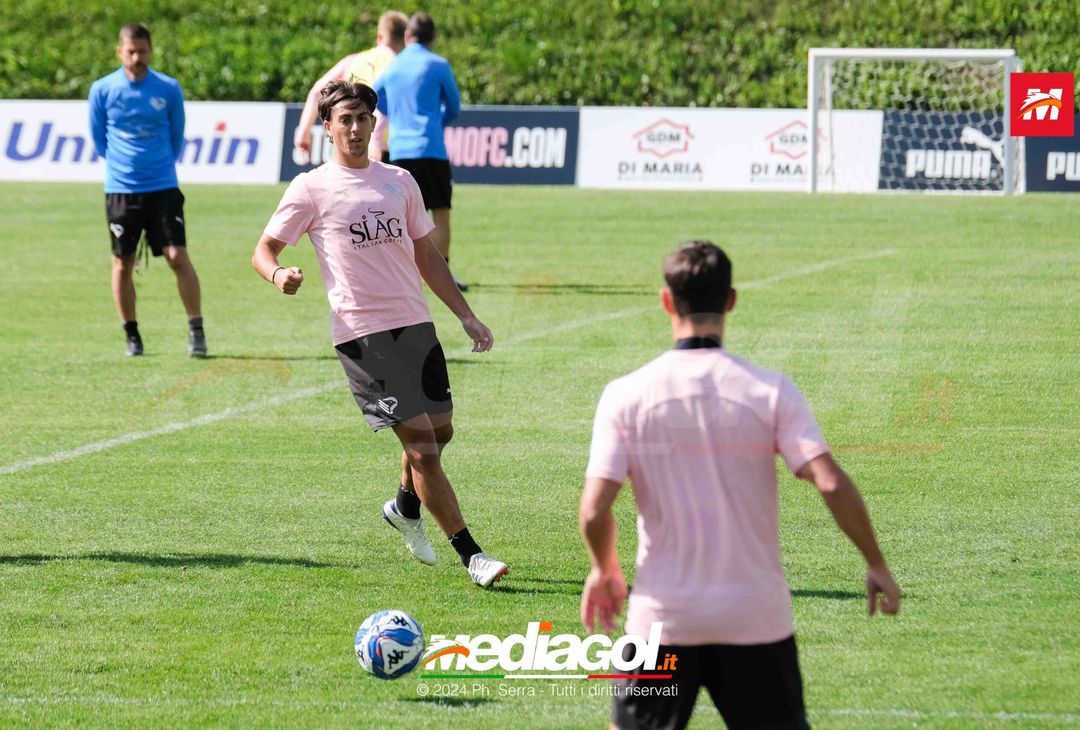 FOTO Ritiro Palermo, seduta mattutina ad Aquagranda (GALLERY) - immagine 15