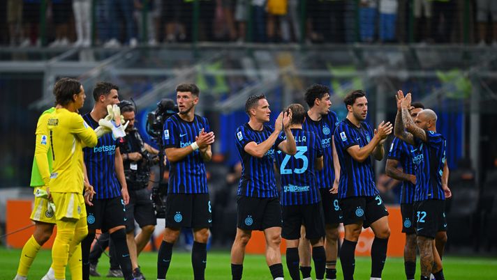 MILAN, ITALY - AUGUST 25: Players of FC Internazionale celebrates the win at the end of the Serie A match between FC Internazionale and Torino FC at Giuseppe Meazza Stadium on August 25, 2025 in Milan, Italy. (Photo by Mattia Pistoia - Inter/Inter via Getty Images) Inter