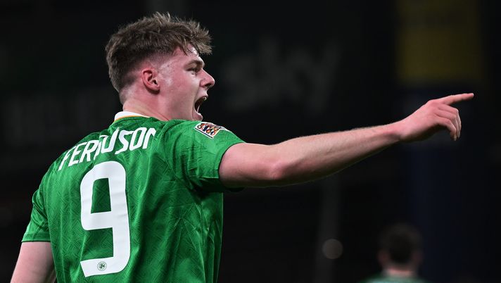 DUBLIN, IRELAND - MARCH 23: Evan Ferguson of Republic of Ireland celebrates scoring his team's first goal during the UEFA Nations League 2024/25 League B/C Play-offs Second Leg match between Republic of Ireland and Bulgaria at Aviva Stadium on March 23, 2025 in Dublin, Ireland. (Photo by Charles McQuillan/Getty Images) Gasp e Massara accelerano: Ferguson c’è, domani Wesley - immagine 1