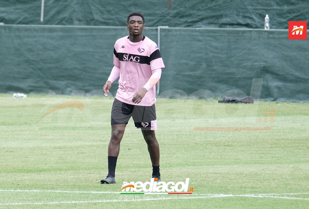 FOTO PALERMO, verso il Cagliari: test con l’Under 17 (GALLERY) - immagine 3
