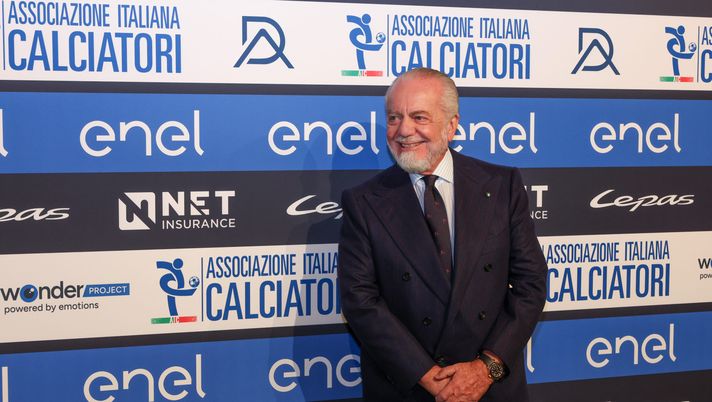 De Laurentiis, patron del Napoli, direttamente dal Gran Galà del Calcio, spara a zero sulla piattaforma streaming che trasmette la Serie A. de laurentiis napoli