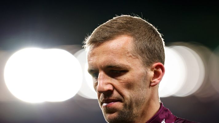 MANCHESTER, ENGLAND - MARCH 01: Tomas Soucek of West Ham during the Emirates FA Cup Fifth Round match between Manchester United and West Ham United at Old Trafford on March 1, 2023 in Manchester, England. (Photo by Marc Atkins/Getty Images) Soucek