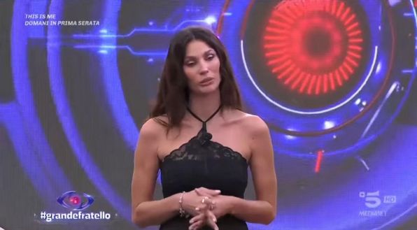 Dayane Mello, ex di Balotelli, di nuovo al Grande Fratello: “Con Helena ci siamo amate e odiate” - immagine 1