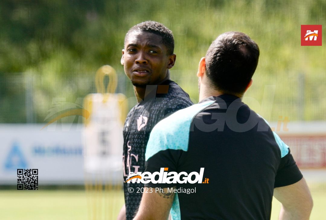 FOTO Ritiro Palermo, day 5 a Ronzone: sorrisi e tattica, presente Bigon (Gallery) - immagine 4