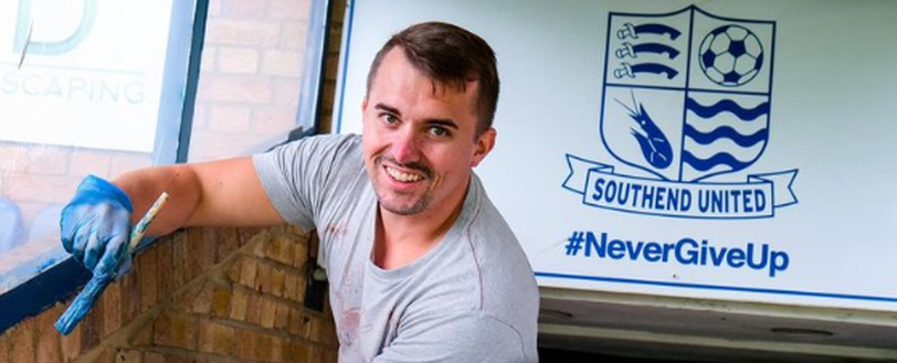 Southend United, i tifosi sistemano lo stadio: atto d’amore per salvare la propria squadra- immagine 4