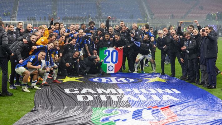 Due anni fa lo scudetto della seconda stella: l’Inter lo ricorda esattamente alle 22:43 - immagine 1