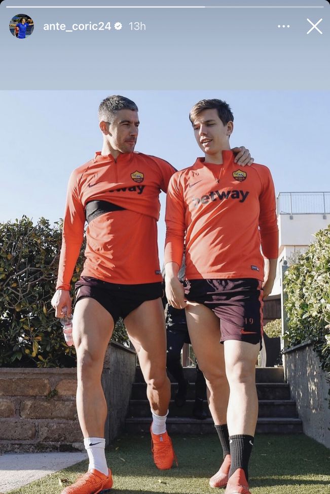 Coric, è già nostalgia Roma: pubblica una foto con Kolarov a Trigoria- immagine 2