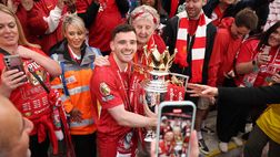 Il Times a sorpresa: “Napoli interessato a Robertson!”. È lotta a 3 top club: i dettagli