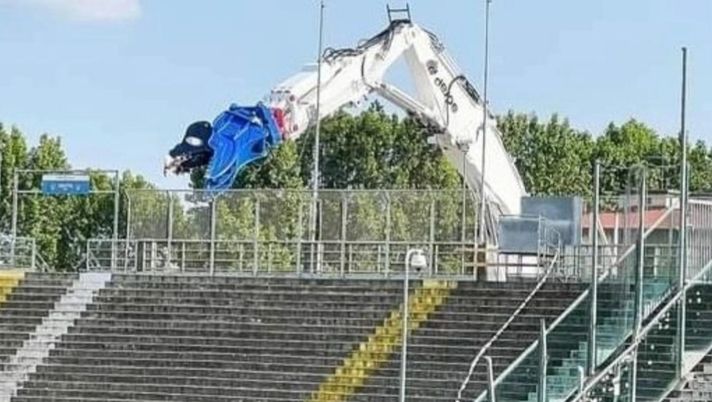 Serie A, l’Atalanta si rifà lo Stadio con una gru…orobica Serie A, l’Atalanta si rifà lo Stadio con una gru…orobica - immagine 1