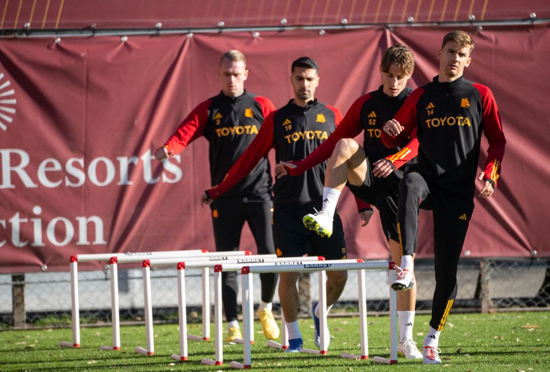 Trigoria, l’allenamento alla vigilia di Bologna-Roma – FOTO GALLERY - immagine 11
