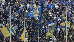 Frosinone, i tifosi riempiono il Matusa
