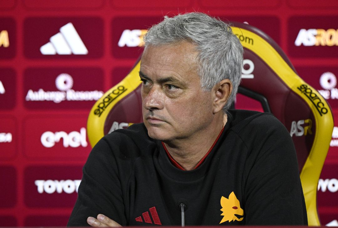 Roma, la conferenza stampa di Mourinho alla vigilia del Monza – FOTO GALLERY- immagine 1