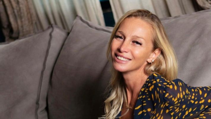 La moglie di Pirlo da Dubai: “La vita prosegue, come sempre. In Italia dà fastidio che noi…” La moglie di Pirlo da Dubai: “La vita prosegue, come sempre. In Italia dà fastidio che noi…” - immagine 1