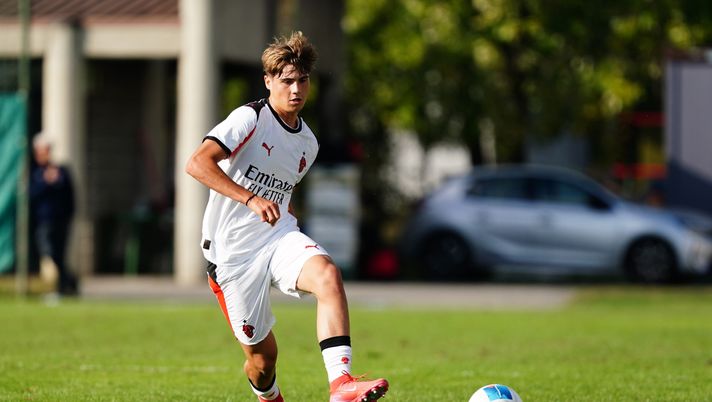 CISERANO, ITALY - OCTOBER 05: Emanuele Borsani of AC Milan Futuro in action during the match of serie D Virtus Ciserano and AC Milan Futuro on October 05, 2025 in Ciserano, Italy. (Photo by Pier Marco Tacca/AC Milan via Getty Images) emanuele-borsani-gol-post-milan-entella-jashari-pulisic-fofana-amichevole-allegri-serie-a