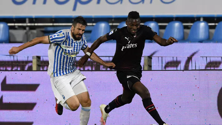 Nenad Tomovic, ex difensore della Stella Rossa, qua in SPAL-Milan (getty images)