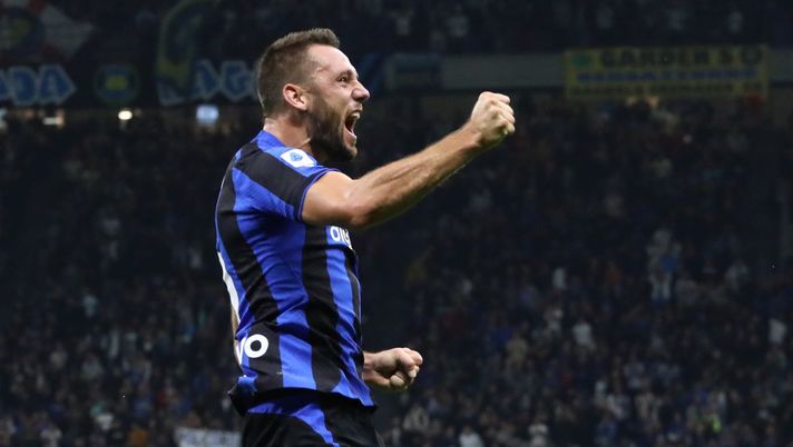 Inter, UFFICIALE: de Vrij rinnova il suo contratto fino al 30 giugno 2025 - immagine 1