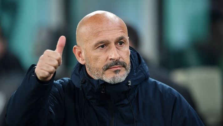 TURIN, ITALY - DECEMBER 07: Vincenzo Italiano, Head Coach of Bologna, gestures prior to the Serie A match between Juventus and Bologna at Allianz Stadium on December 07, 2024 in Turin, Italy. (Photo by Valerio Pennicino/Getty Images) Italiano: “Che crescita Orsolini e Ndoye, bravi Castro, Dominguez e Fabbian. Il quarto posto…” - immagine 1