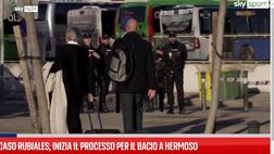 VIDEO / Caso Rubiales, inizia il processo per il bacio a Hermoso
