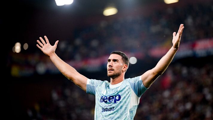 GENOA, ITALY - AUGUST 31: Dusan Vlahovic of Juventus celebrates 0-1 goal during the Serie A match between Genoa CFC and Juventus FC at Luigi Ferraris Stadium on August 31, 2025 in Genoa, Italy. (Photo by Daniele Badolato - Juventus FC/Juventus FC via Getty Images) Serie A, Genoa-Juventus 0-1: decide Vlahovic. Pari tra Torino e Fiorentina - immagine 1