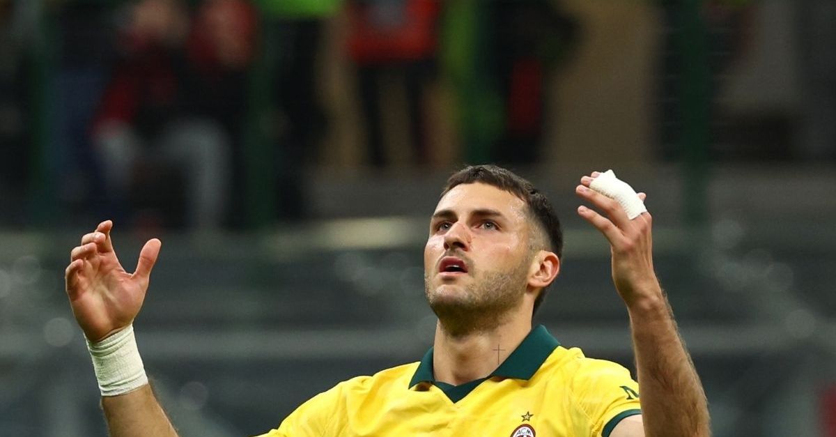 Milan Fiorentina, Biasin: “Gimenez accentua la caduta, ci vuole massimo rispetto. La classe arbitrale …” Milan Fiorentina, Biasin: “Gimenez accentua la caduta, ci vuole massimo rispetto. La classe arbitrale …”