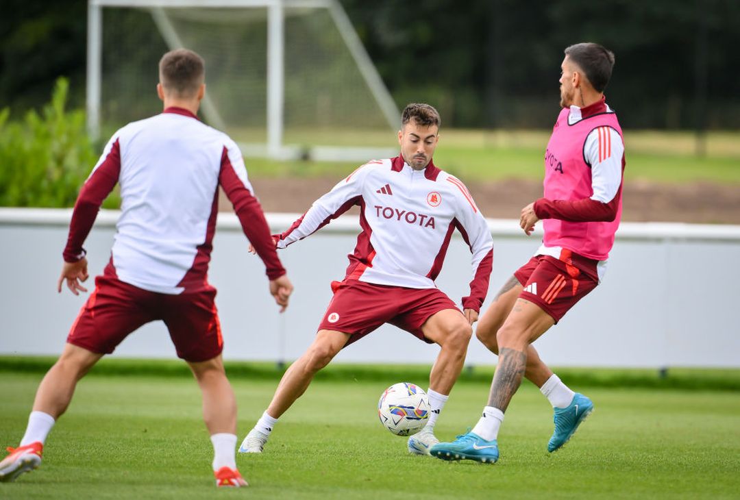 Ritiro Roma, ultimo allenamento in terra inglese: domani l’Everton – FOTO GALLERY - immagine 15