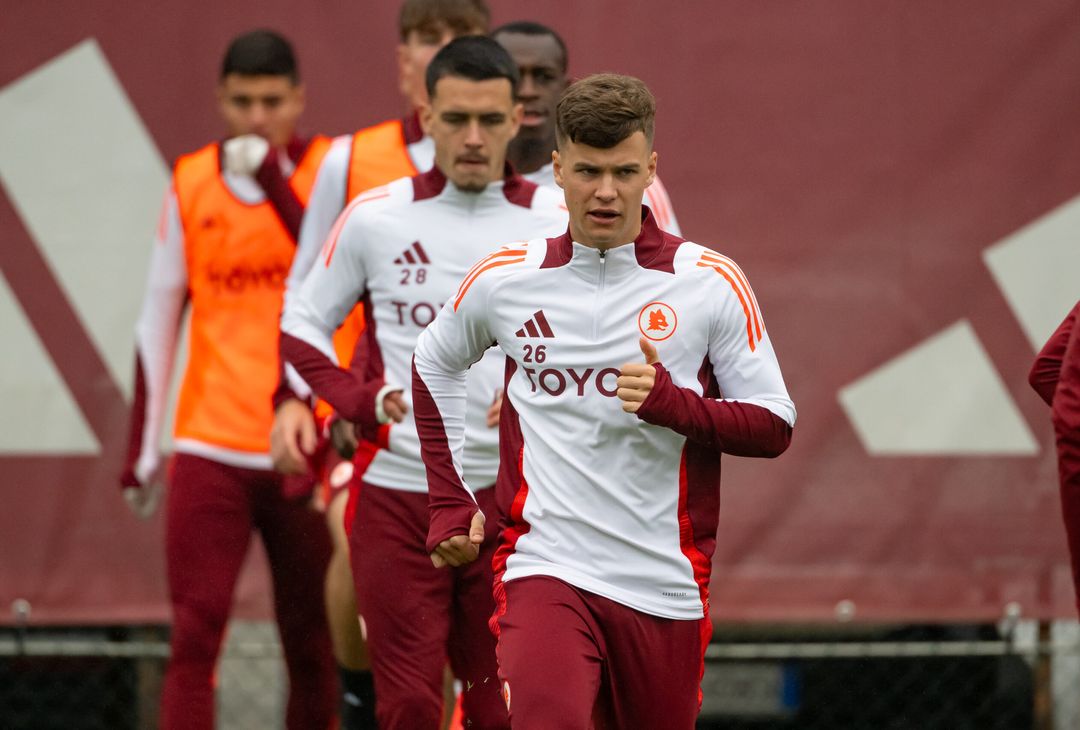 Trigoria, ripresa degli allenamenti in vista del Tottenham – FOTO GALLERY - immagine 5