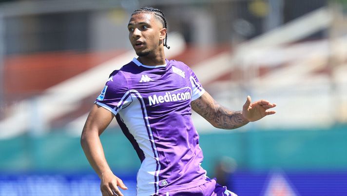 FLORENCE, ITALY - APRIL 26: Cher Ndour of ACF Fiorentina looks on during the Serie A match between ACF Fiorentina and US Sassuolo Calcio at Artemio Franchi on April 26, 2026 in Florence, Italy. (Photo by Gabriele Maltinti/Getty Images) ndour napoli