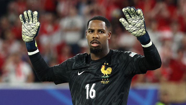 Gazzetta esalta Maignan: “Decisivo”. Insufficienze per Theo, Rabiot e Thuram - immagine 1