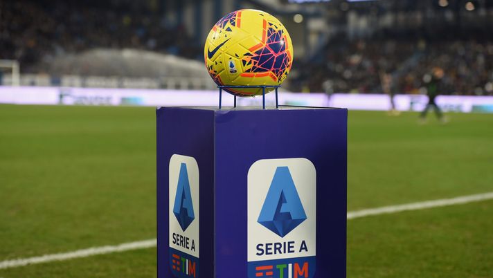 Il sorteggio del calendario della Serie A. Via con Torino-Cagliari, derby a ottobre - immagine 1