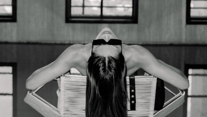 Scatti bollenti per Izabel Goulart. Lady Trapp paralizza i social con il suo fisico pazzesco - immagine 1