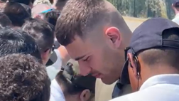 Buongiorno sempre disponibile con i tifosi: foto e autografi a Castel Volturno