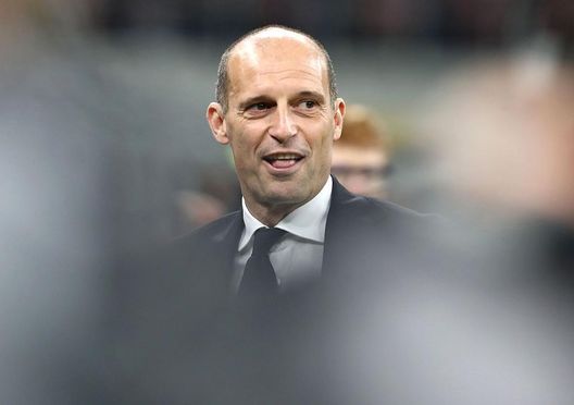 Milan, Zazzaroni: “Via Allegri e altri due forse: ad oggi è così. Spara cazzate chi…”- immagine 2