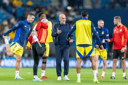 ex-milan-al-nassr-di-stefano-pioli-ai-quarti-di-afc-champions-league-elite