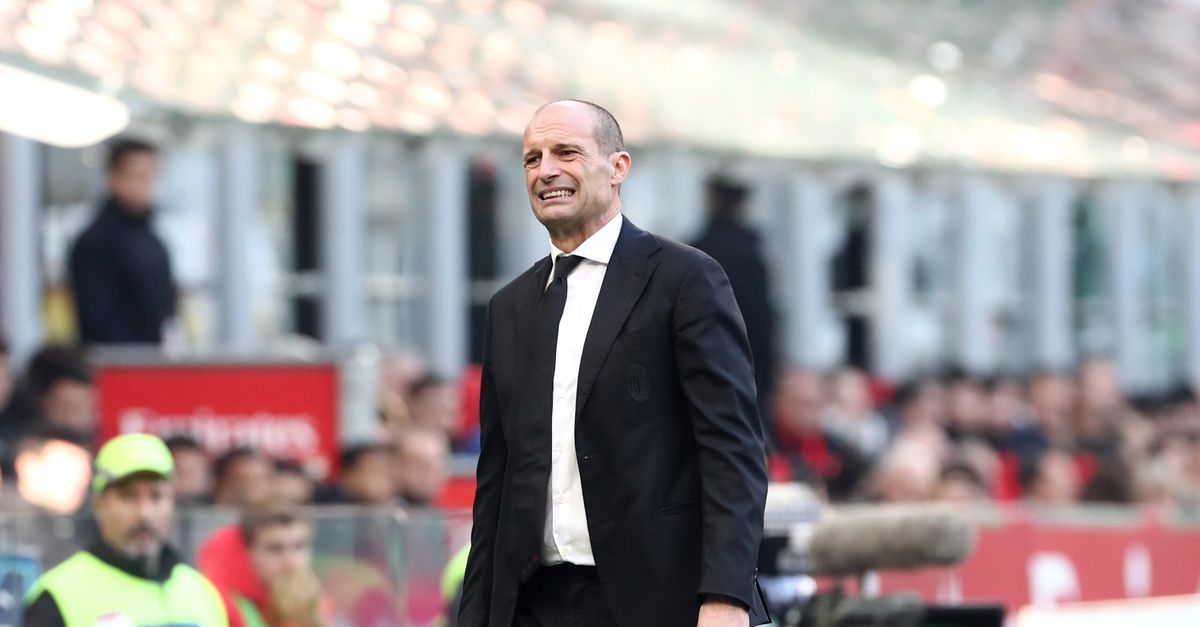 Milan, Pellegatti lancia l’appello: “L’organico è ridotto. Comprate e aiutate Allegri!” Milan, Pellegatti lancia l’appello: “L’organico è ridotto. Comprate e aiutate Allegri!”