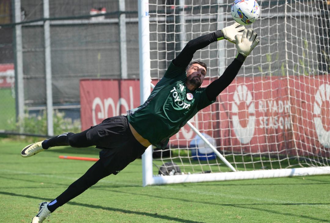Roma, lavoro sul campo e in palestra a Trigoria – FOTO GALLERY - immagine 6