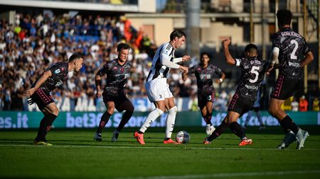 EMPOLI, ITALY - SEPTEMBER 14: Dusan Vlahovic of Juventus during the Serie A match between Empoli and Juventus at Stadio Carlo Castellani on September 14, 2024 in Empoli, Italy. (Photo by Daniele Badolato - Juventus FC/Juventus FC via Getty Images)