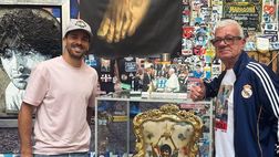 FOTO Simeone, pomeriggio dedicato a… D10S! Nuova visita al murale di Maradona