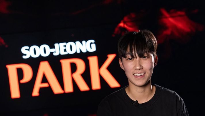 soo-jeong-park-milan-femminile-prima-calciatrice-sud-corea-social-intervista